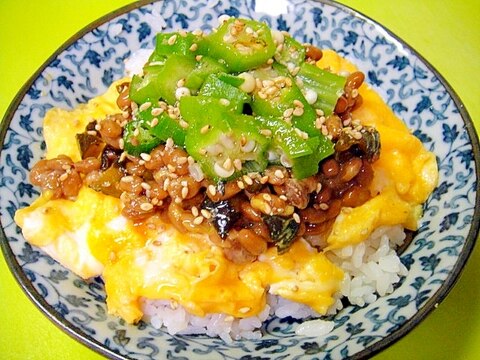 きゅうりのキューちゃんとオクラのふわたま納豆丼